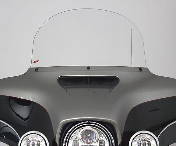 thumbnail image 2 of 10.5 Inch Wave Windshield For Harley Electra Glide Street Glide Touring 2014-2022 2 of 3